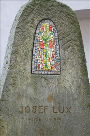 LUX  Josef